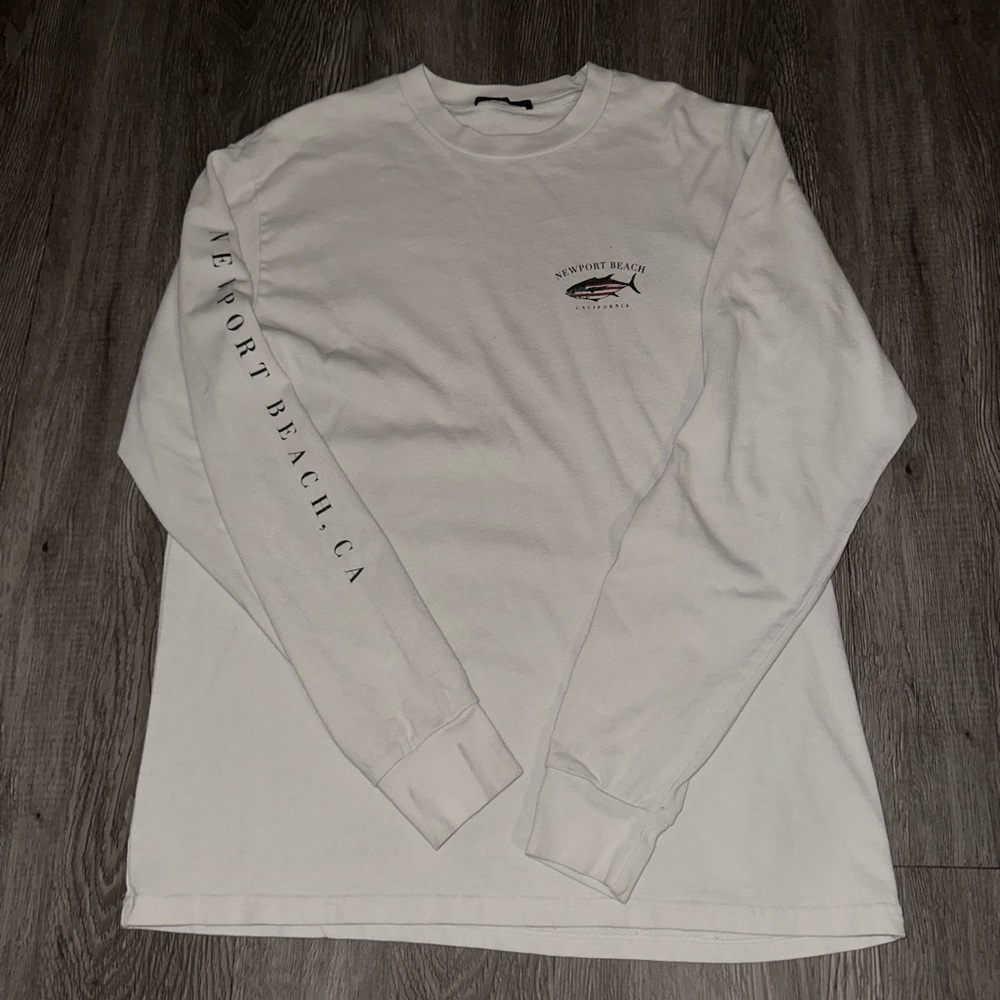 BRANDY MELVILLE LONG SLEEVE WOMENS TOP